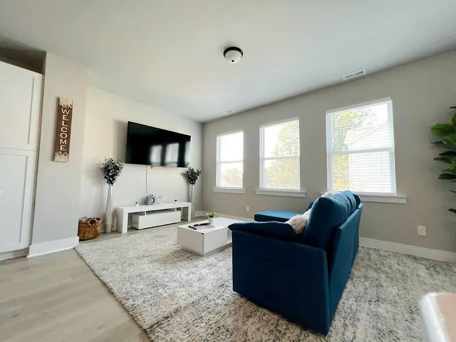 Brand New Build 10 Min- Uptown Villa Charlotte