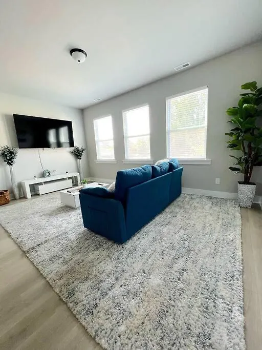 Brand New Build 10 Min- Uptown Villa Charlotte