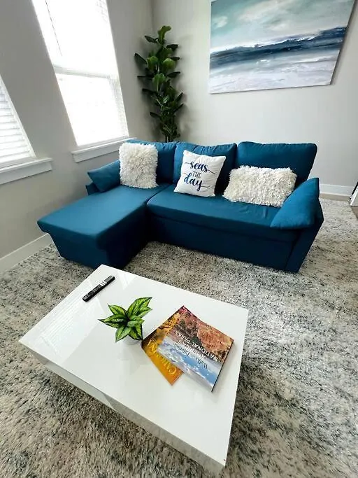 Holiday home Brand New Build 10 Min- Uptown Villa Charlotte