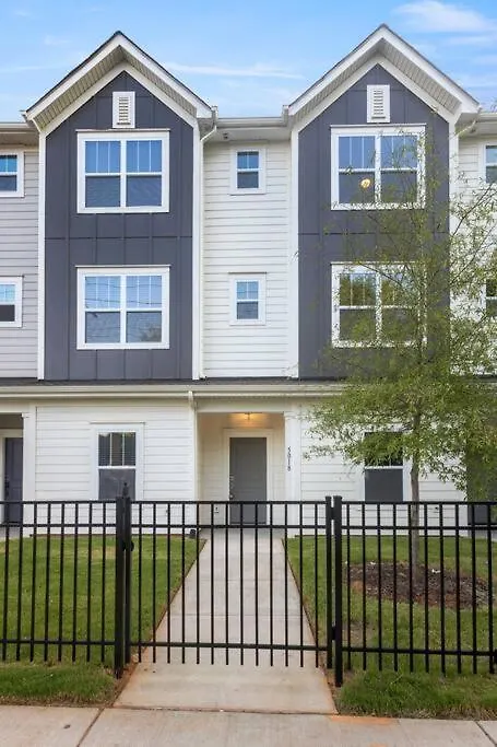 Holiday home Brand New Build 10 Min- Uptown Villa Charlotte United States