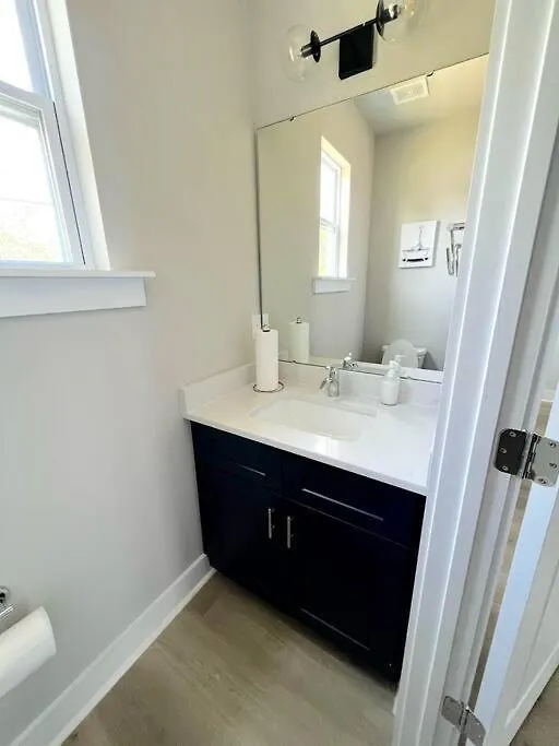 Brand New Build 10 Min- Uptown Villa Charlotte 0*,  United States